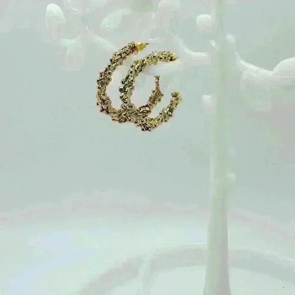 Goldie Textured Cuff Hoop Earrings - Picture 1 of 5